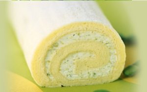 ずんだロールケーキ